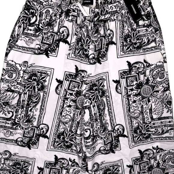 NWT EXPRESS High waisted design wide leg pants Size Small - Picture 7 of 10